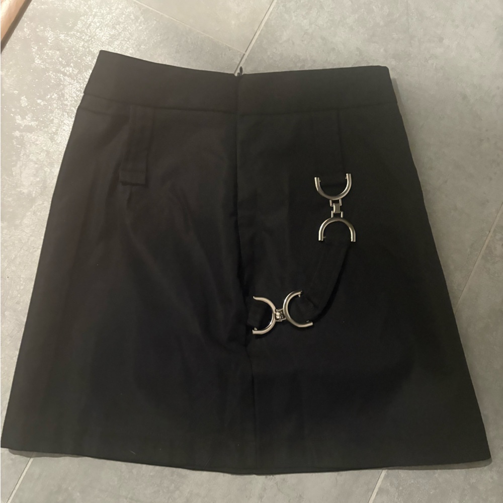 PrettyLittleThing Black Woven Utility Buckle Detail Mini Skirt